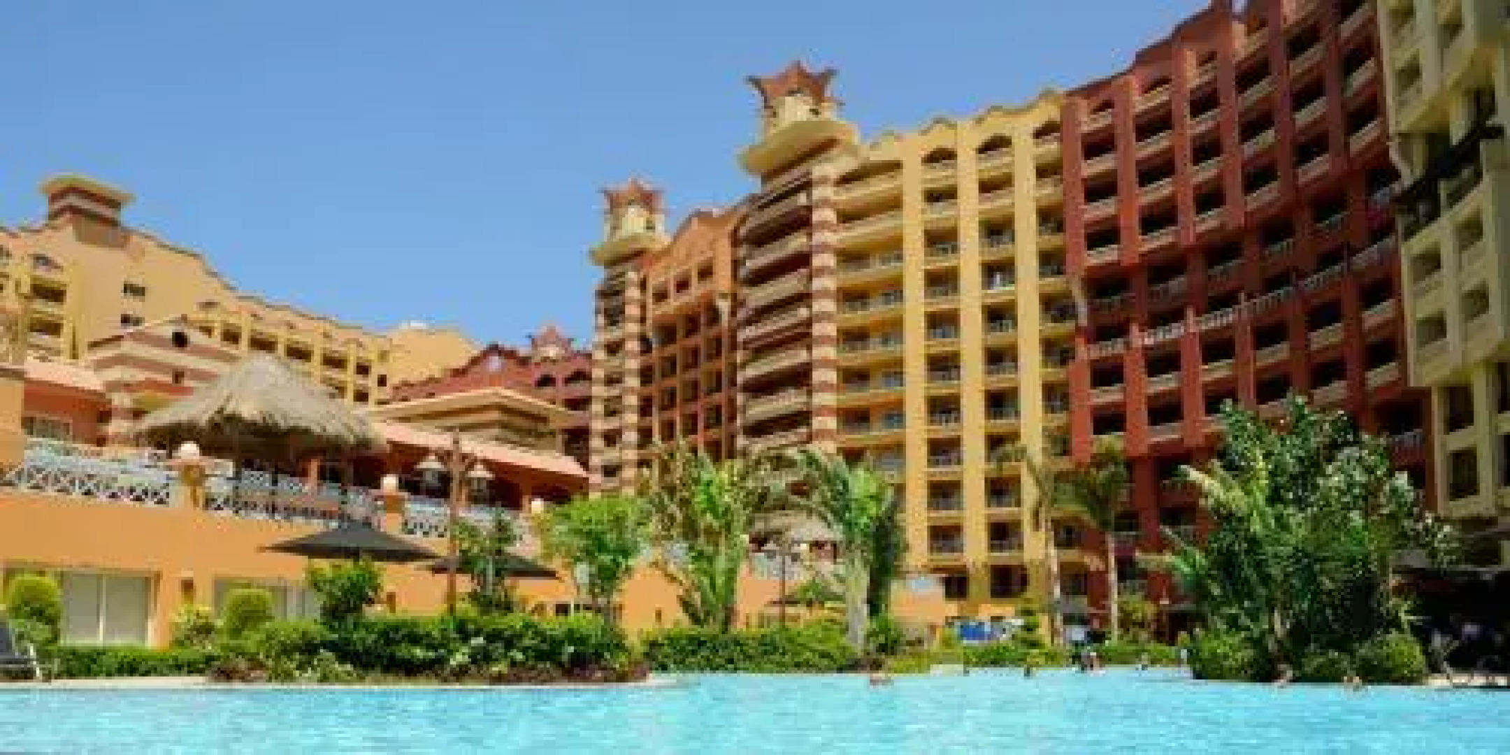 Porto Holidays Marina Apartments