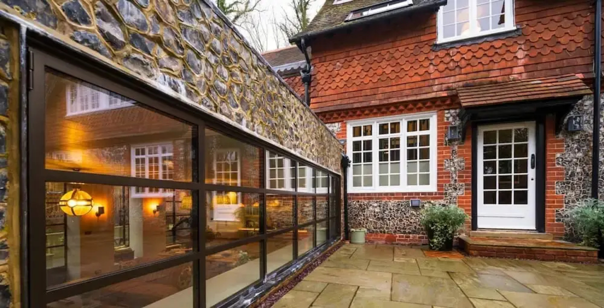 The Writers Retreat - 5 Beds Parking Much More