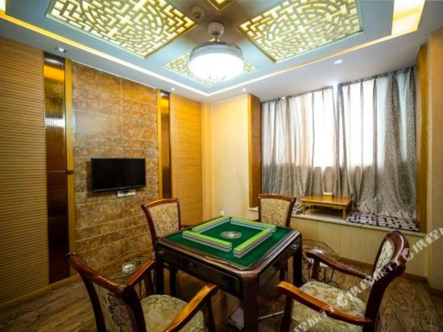 Haiyun Holiday Hotel