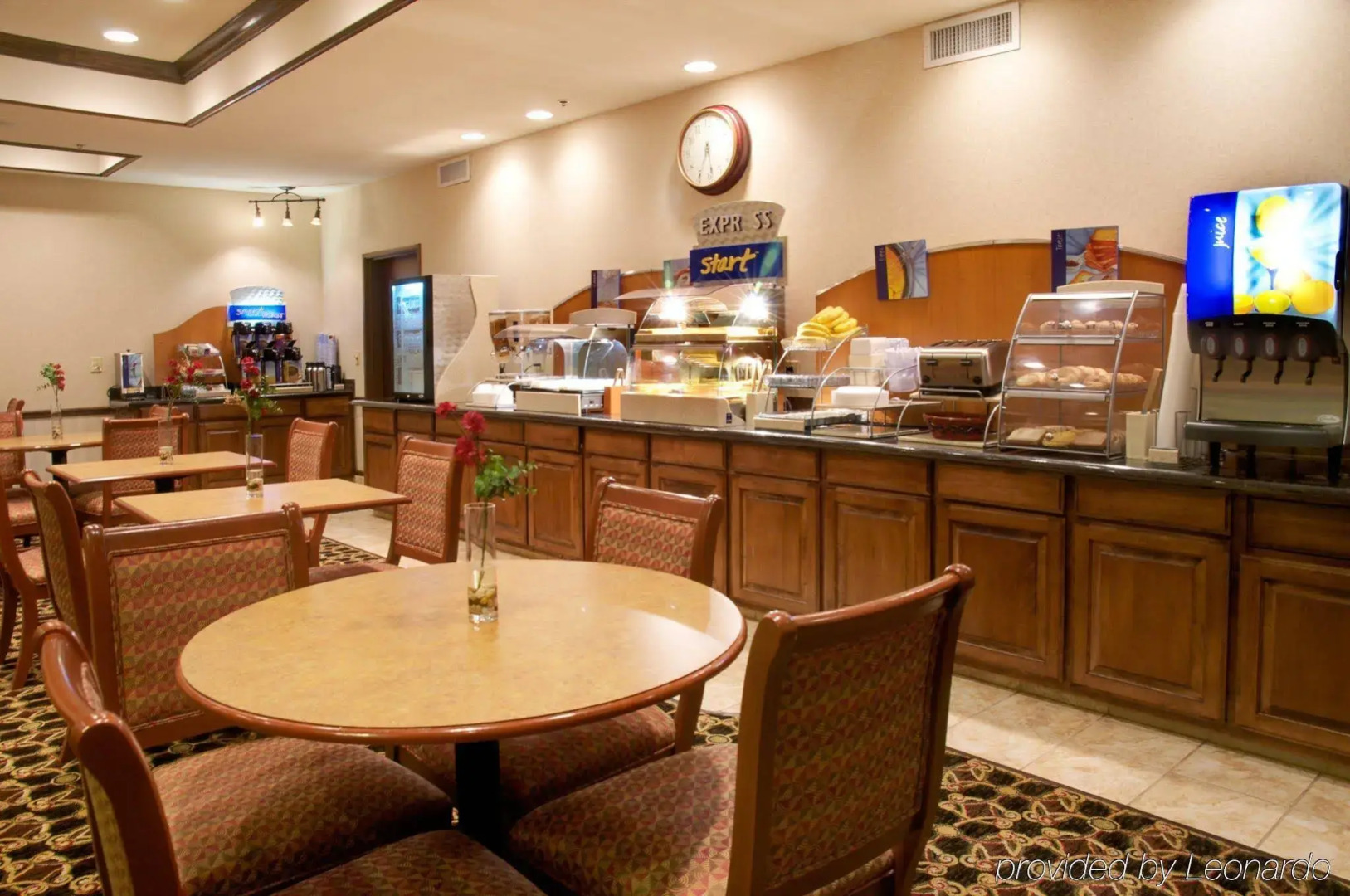 Holiday Inn Express & Suites Center by IHG