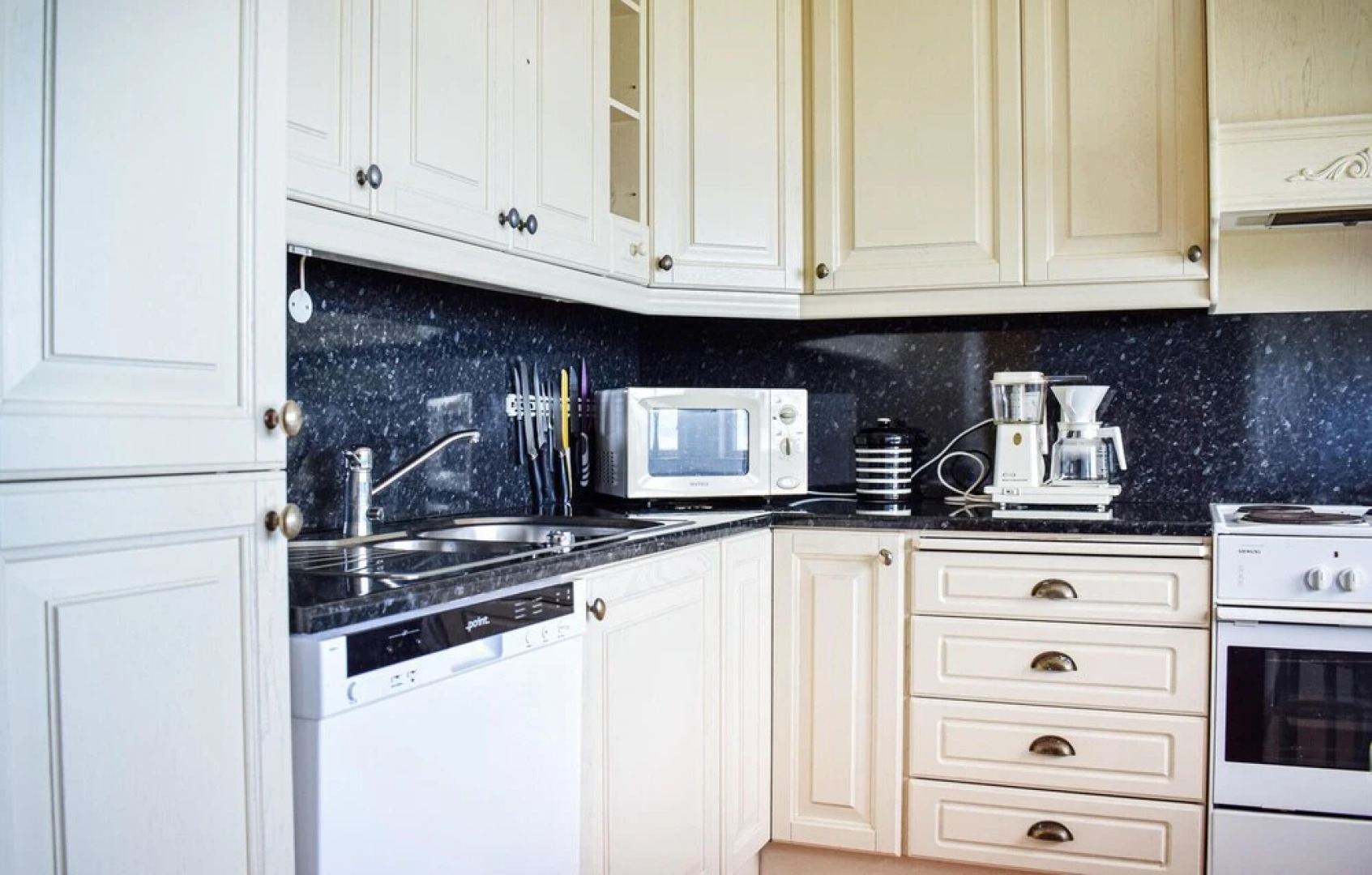 Awesome Home in Bjoa With 3 Bedrooms and Wifi