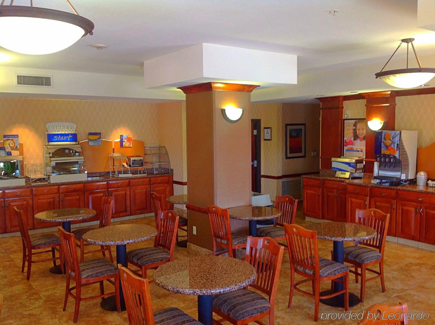 Holiday Inn Express Hotel & Suites Barstow-Outlet Center by IHG