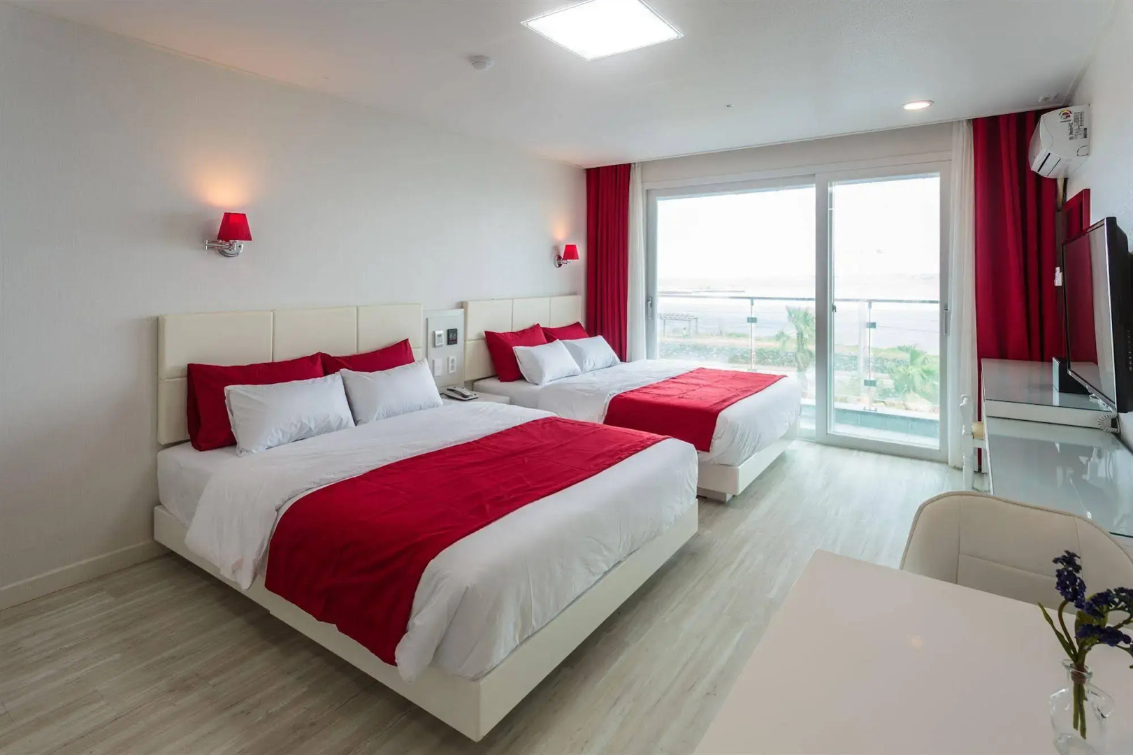 Spring and Autumn Hotel&Resort