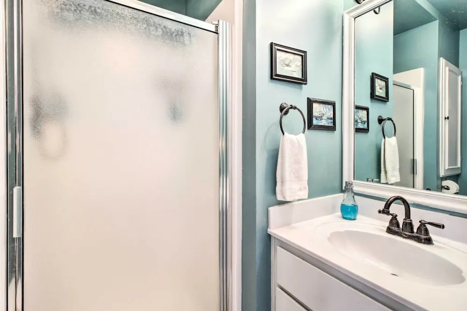 Family-friendly Savannah Vacation Rental w/ Decks!