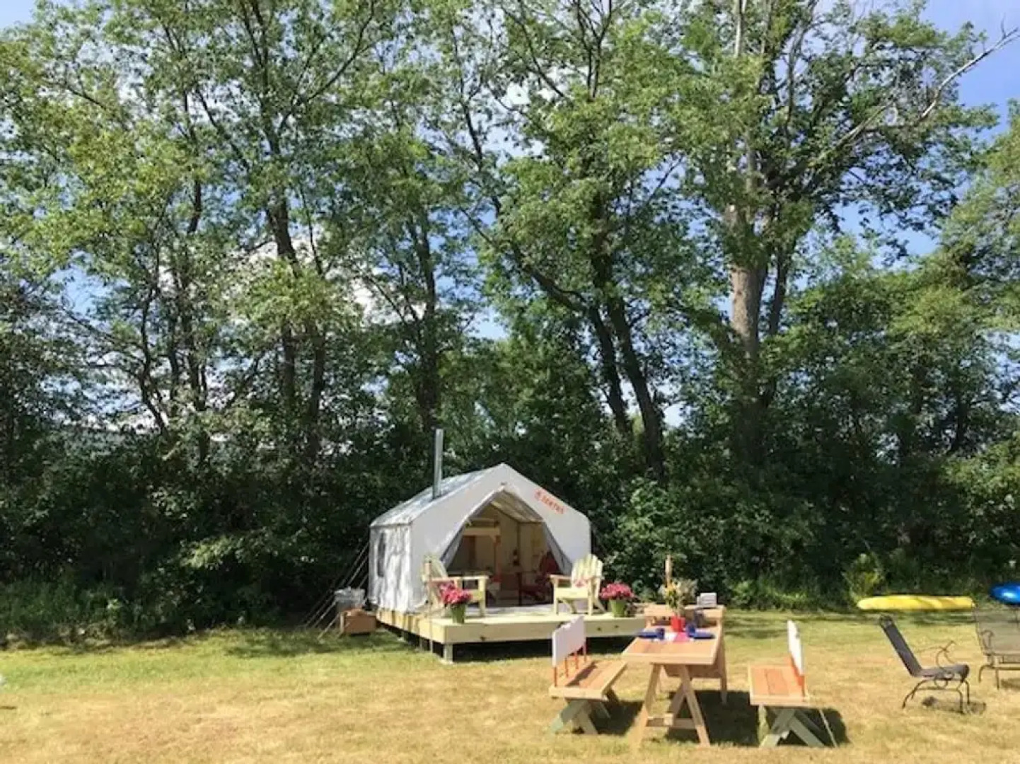 Tentrr - Lone Mountain Farm Camping