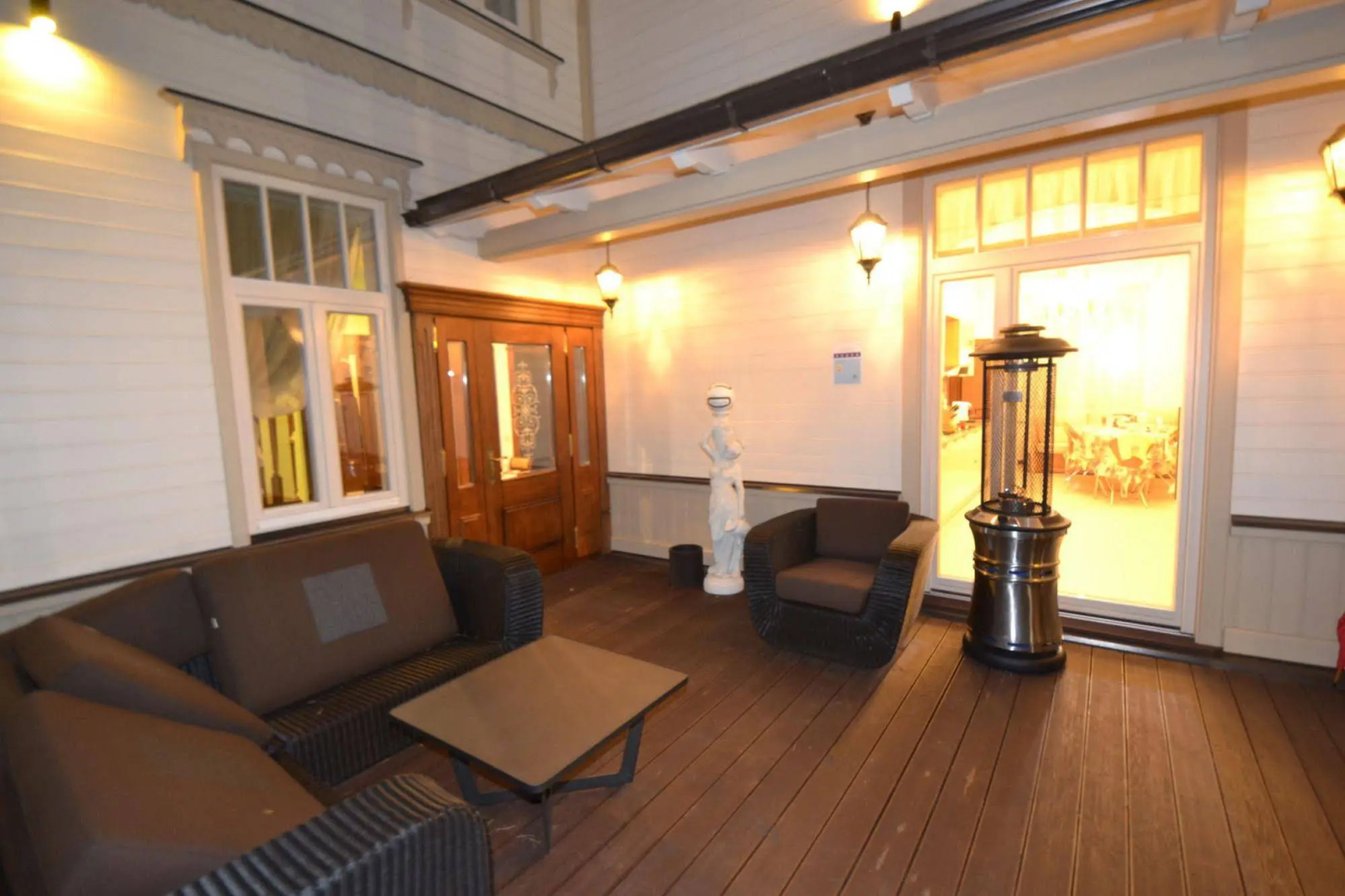 M.S. Kuznetsov Apartments Luxury Villa