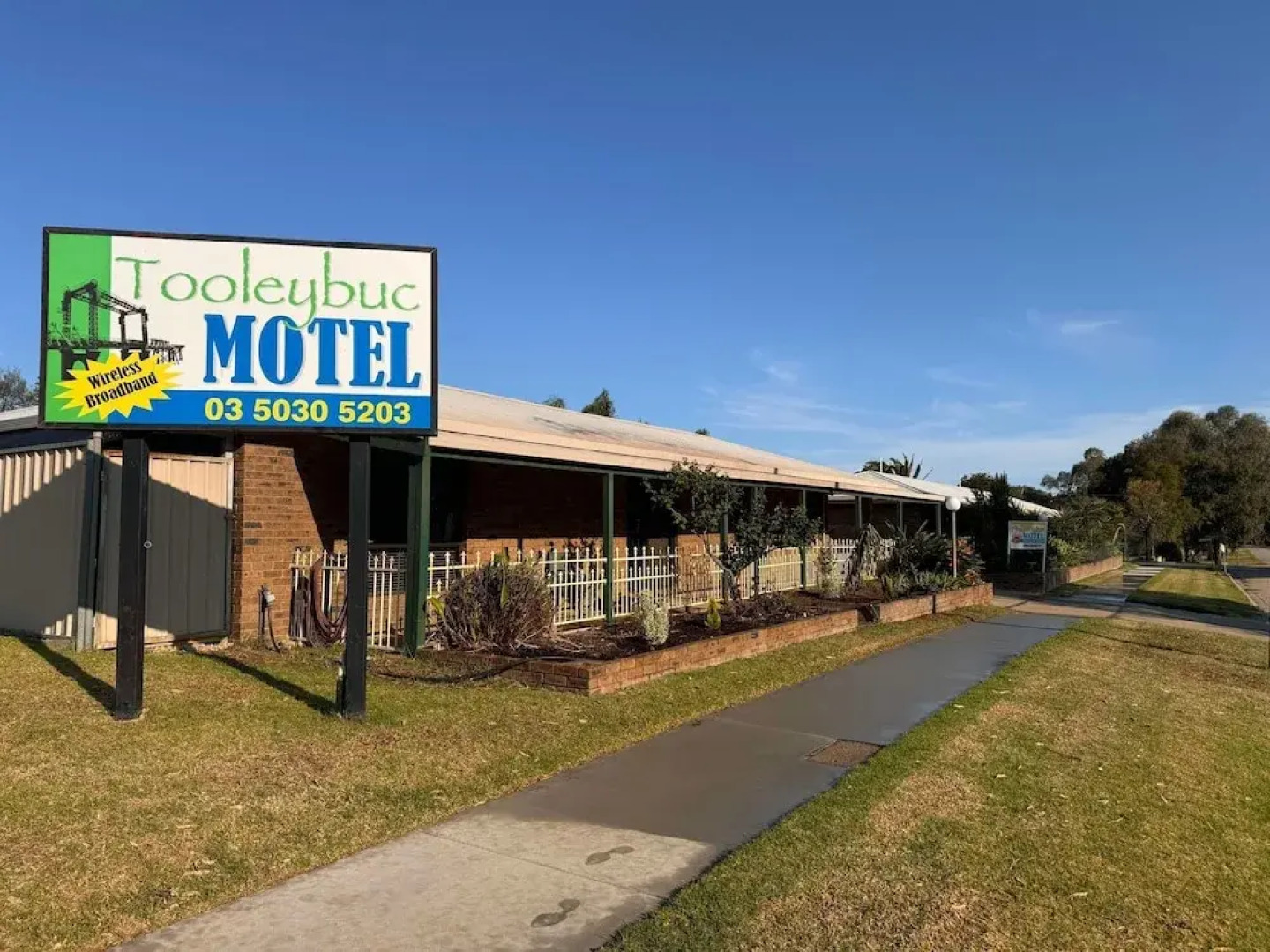 Tooleybuc Motel