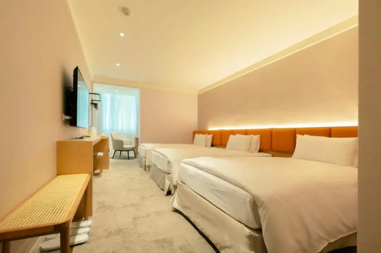 Tainan California Villa