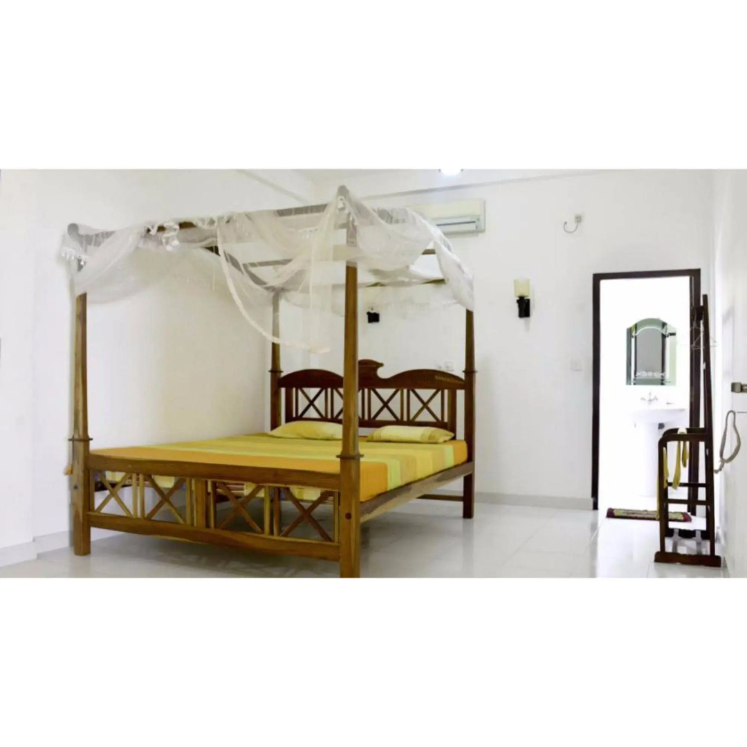 Vista Long Beach Guest House