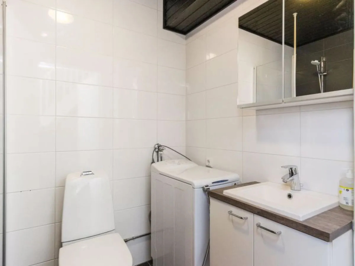 Skivillas 61 ukkohalla (b4)