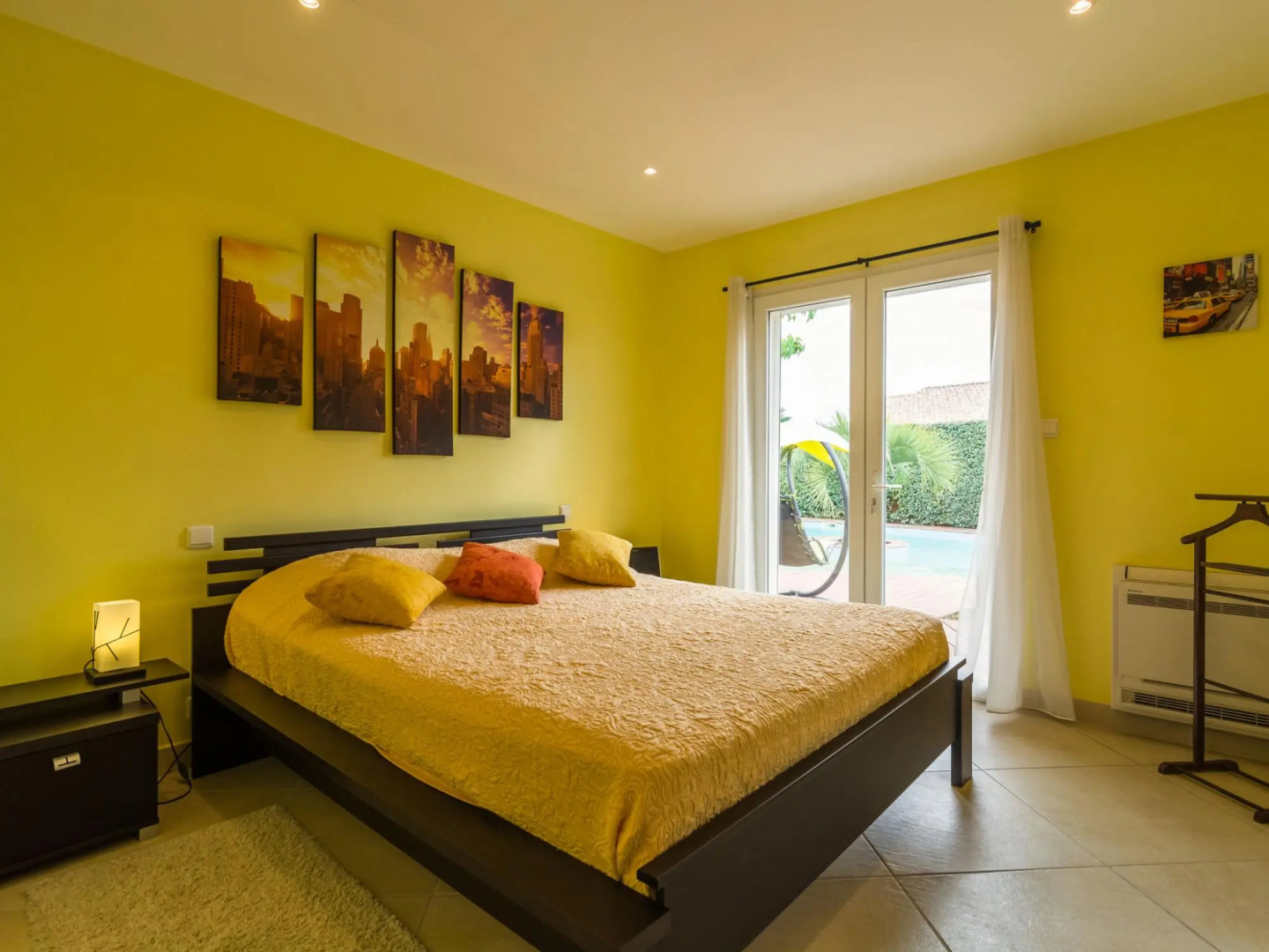 Luxury Holiday Home in Pierrerue With Private Pool & Centre Nearby