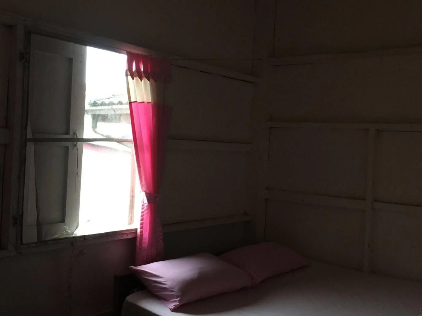 Shin Sane Guesthouse