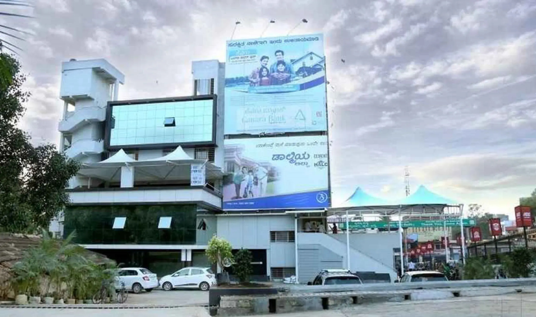 Hotel Swarnaa Paradise