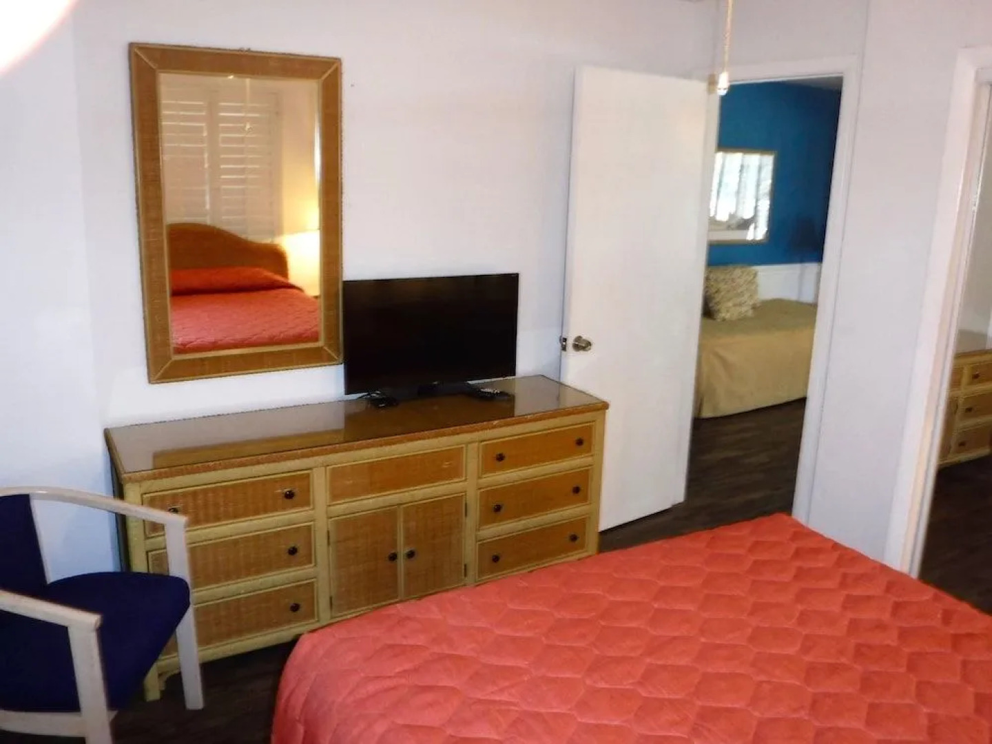 Waterside Inn on the Beach