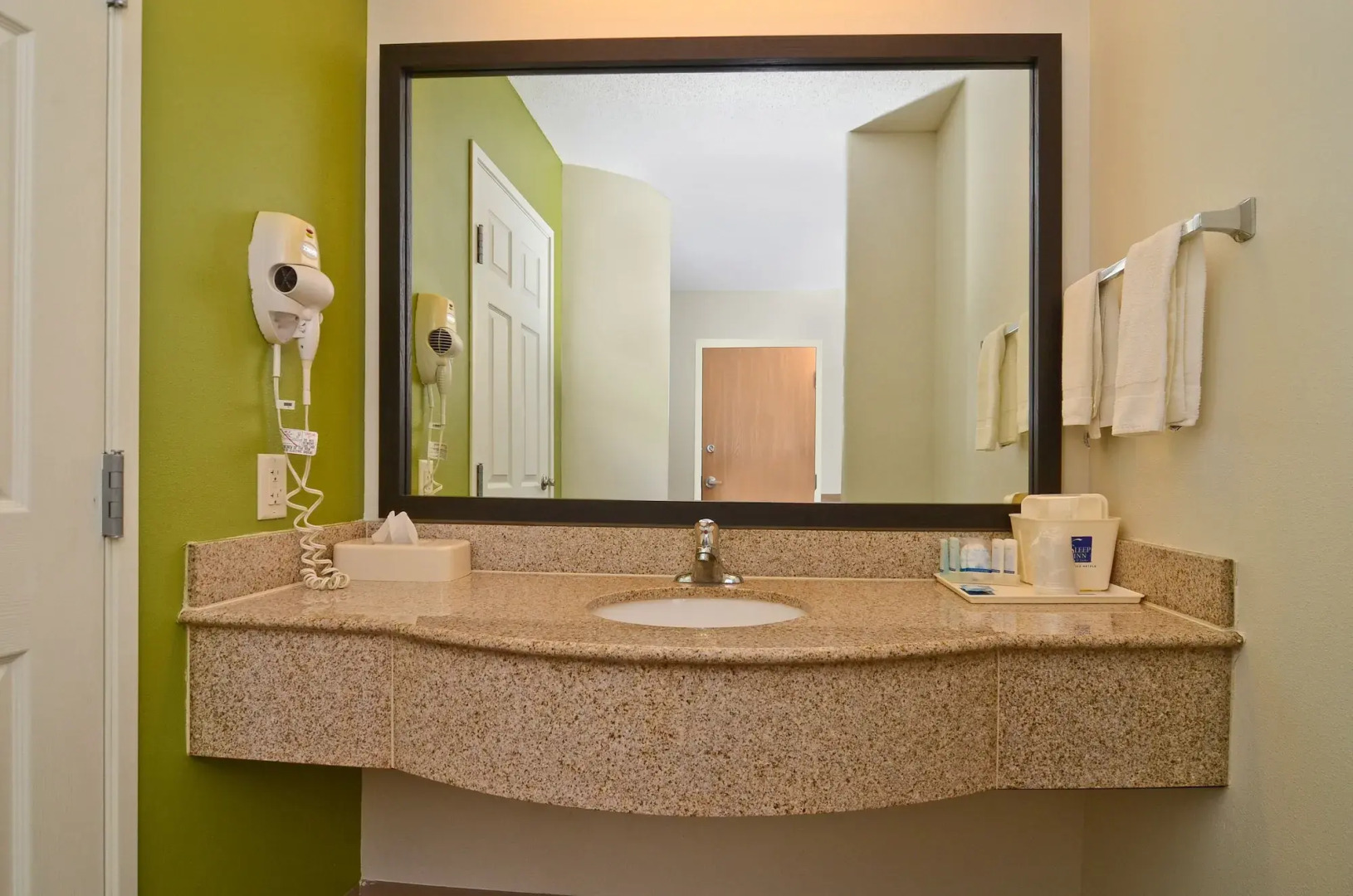 Sleep Inn & Suites Conference Center and Water Park