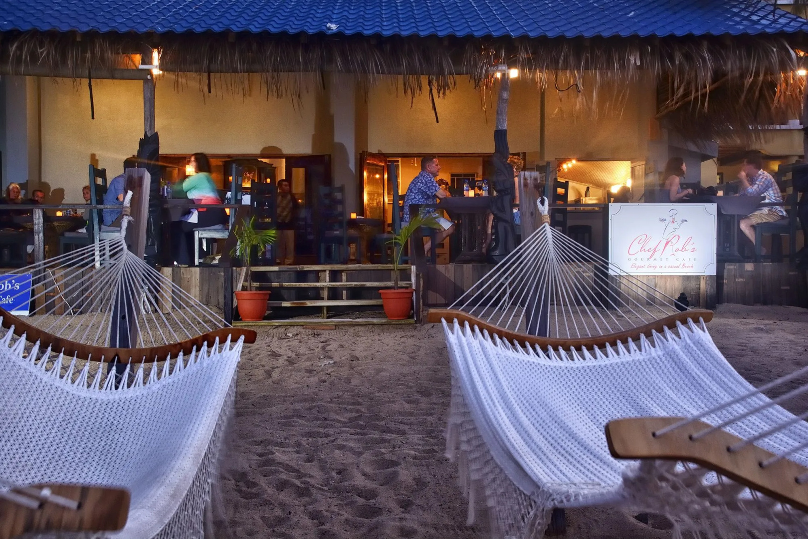 Parrot Cove Lodge