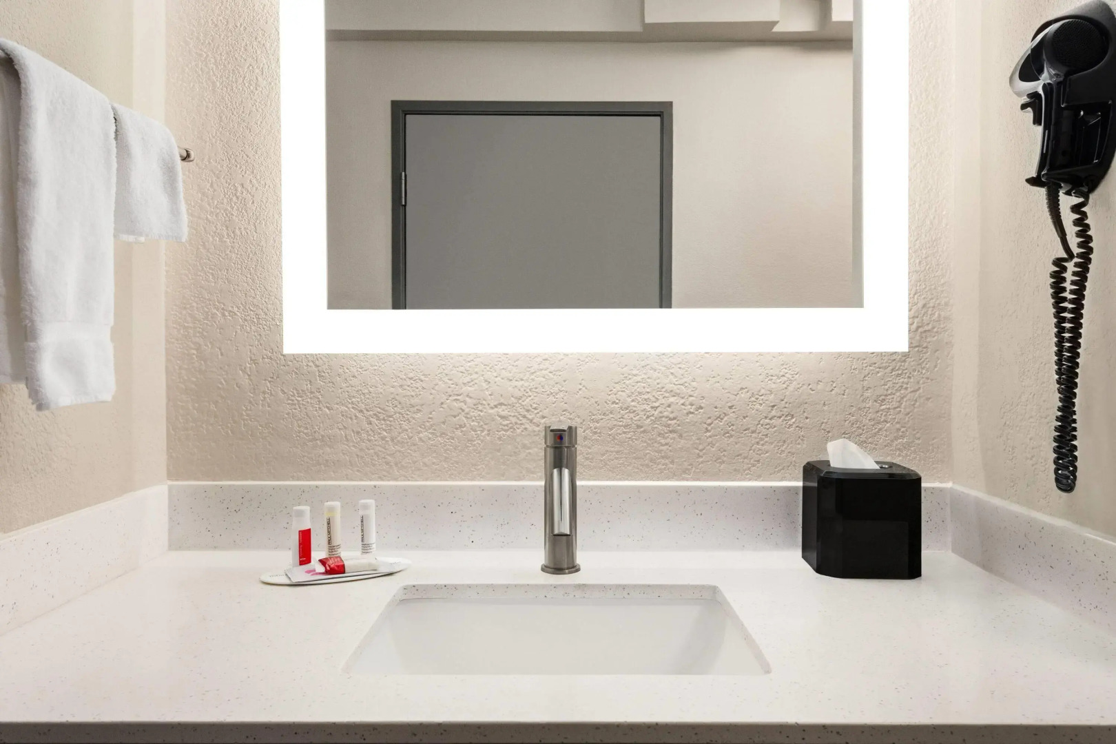 Baymont by Wyndham Blackwell I-35