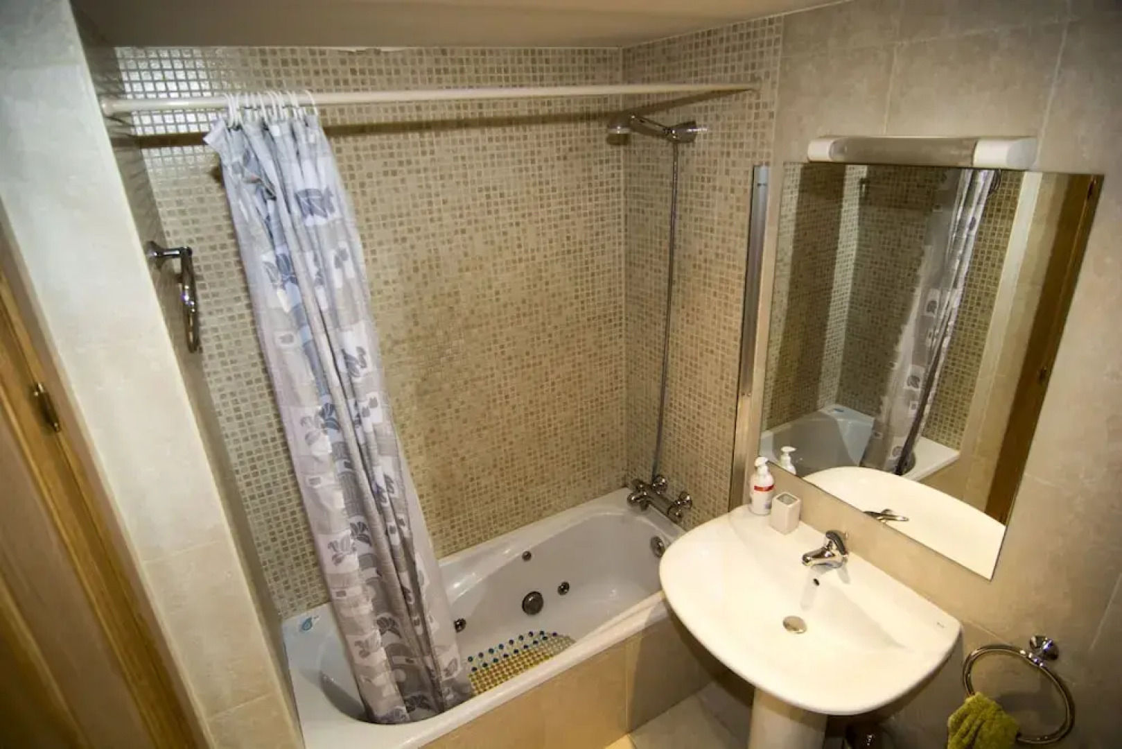 Apartamento Vitivola Bosquet El Forn