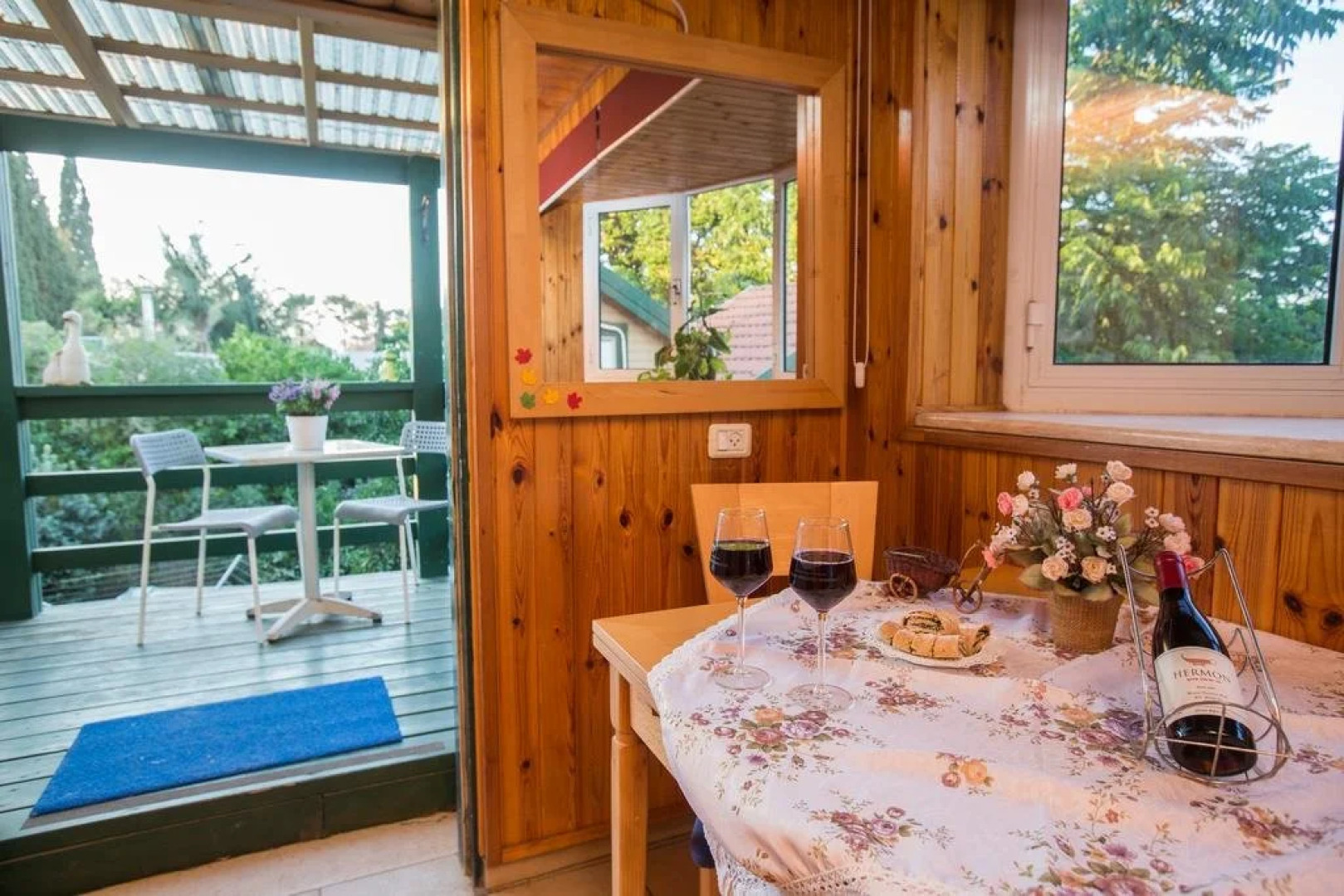 Leyad Hashmura Lodging