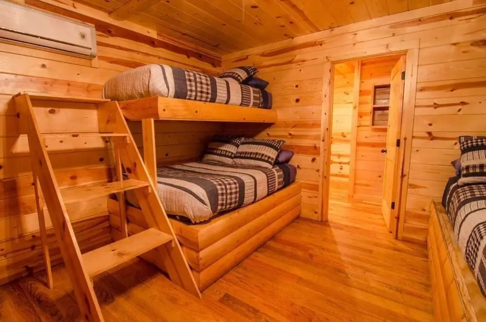 Crimson Star Lodge - 4 Br Cabin