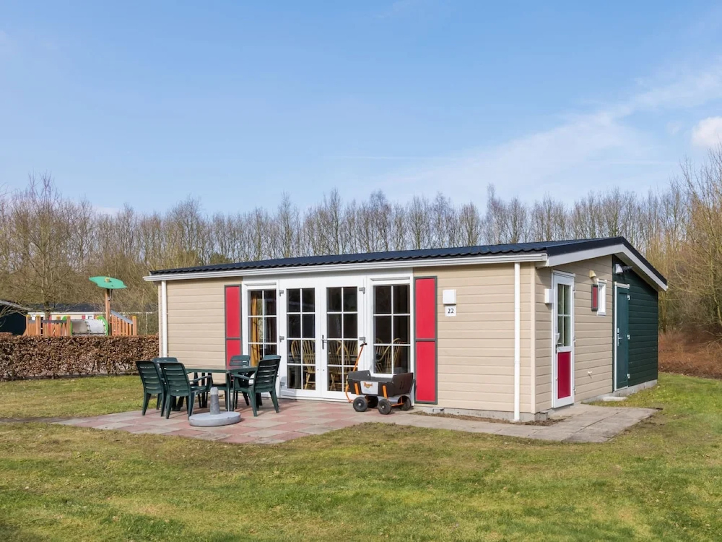 Alluring Chalet With Combi-microwave, Next to a Nature Reserve