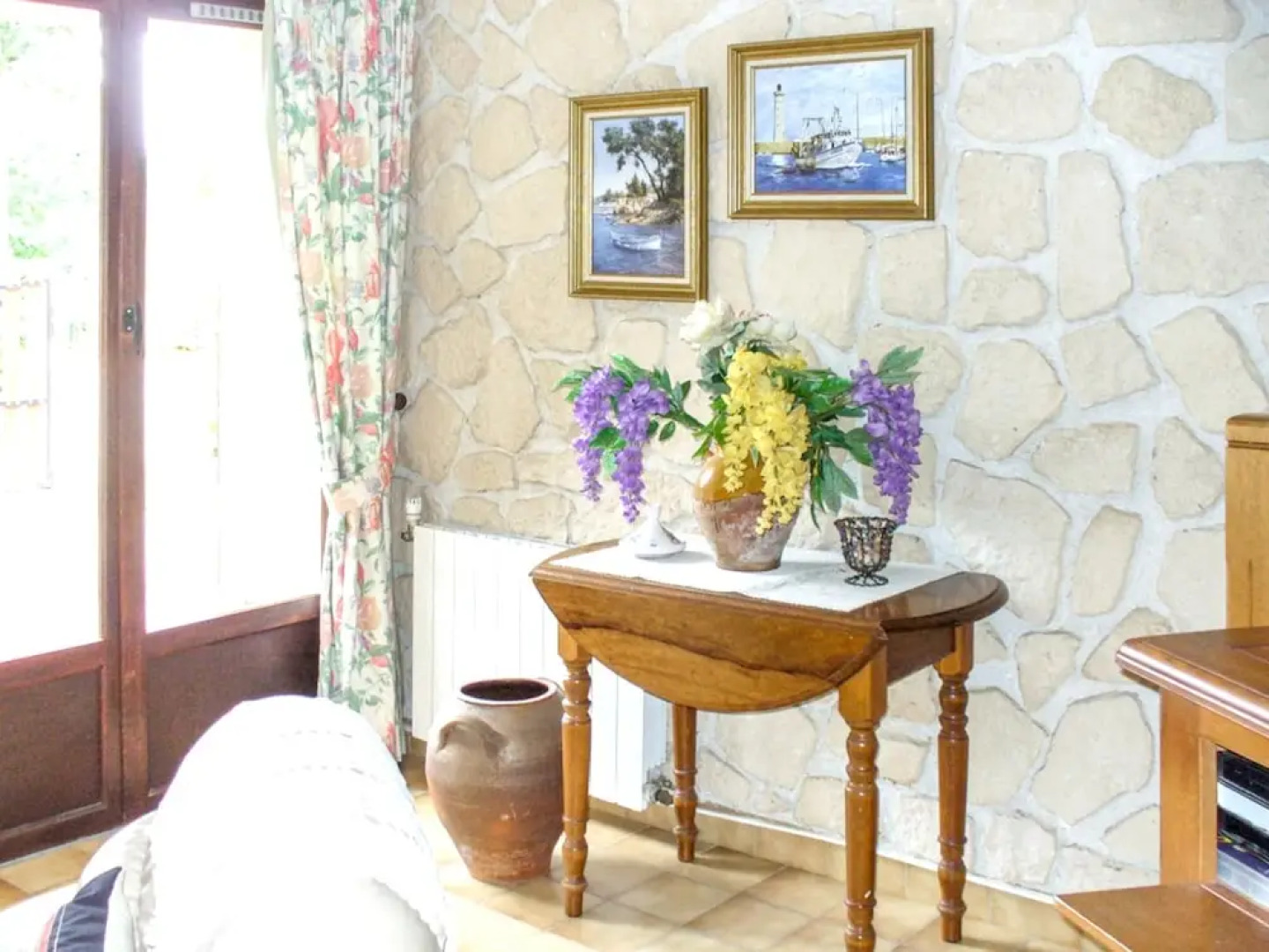 House With 2 Bedrooms in Villeuneuve sur Yonne, With Wonderful Mountai