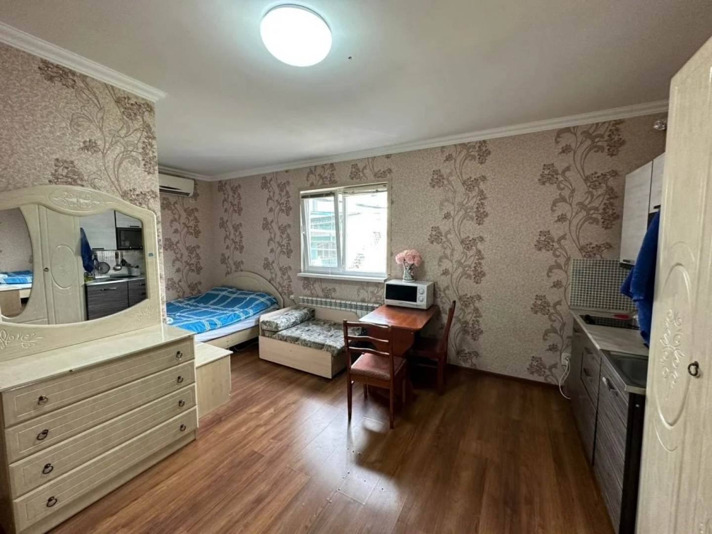 Zhara Guest House