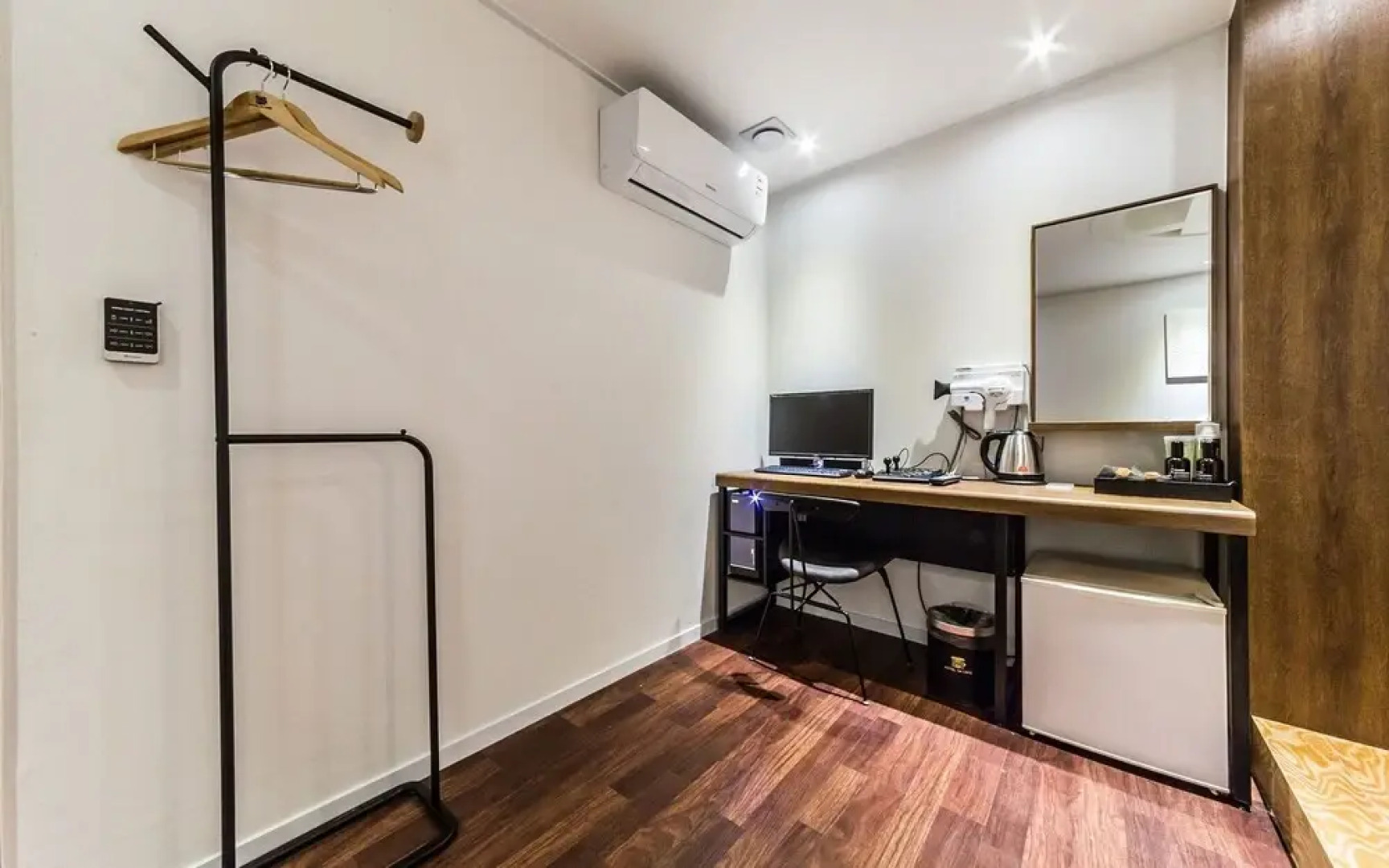 Sanbon Hotel in Cafe