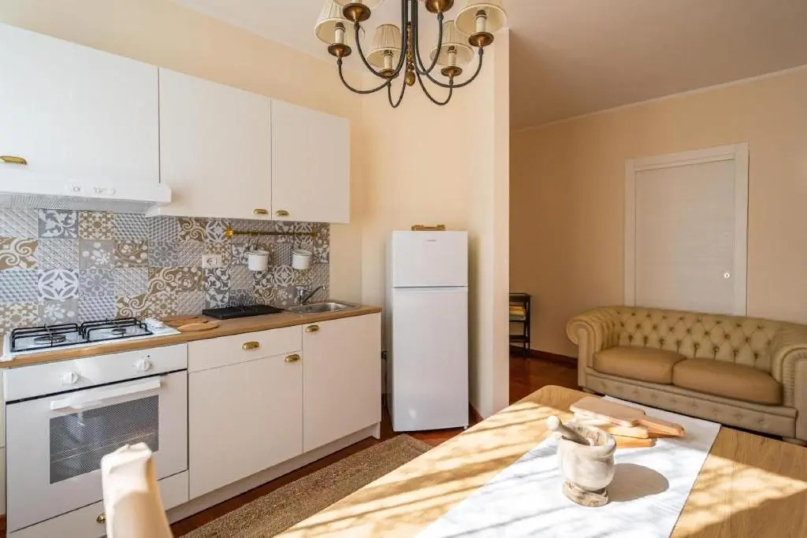 Romantic Apartment With Hot Tub