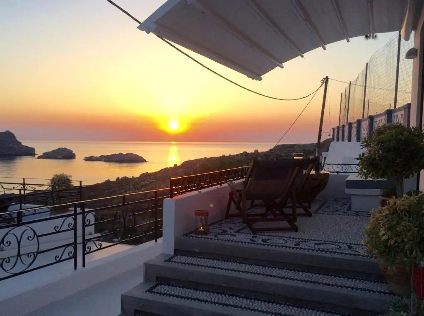 Lindos Shore Superior Studio