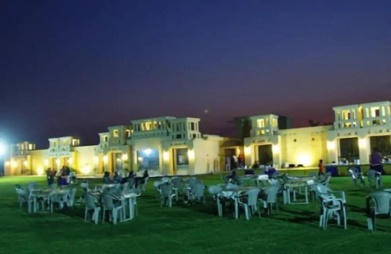 Casa Paradise Resort