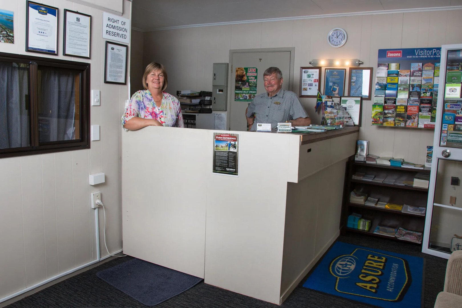 Harbour View Motel and Water Front Apartments