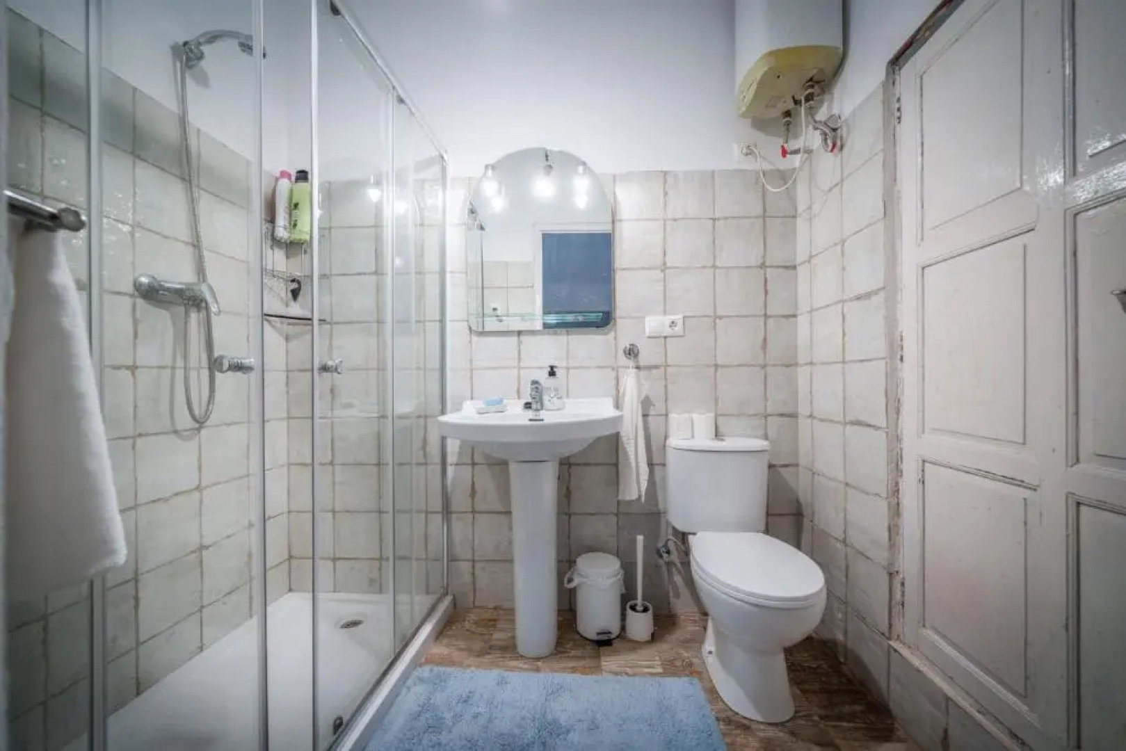 7 Pisos Casa Rural de Pueblo