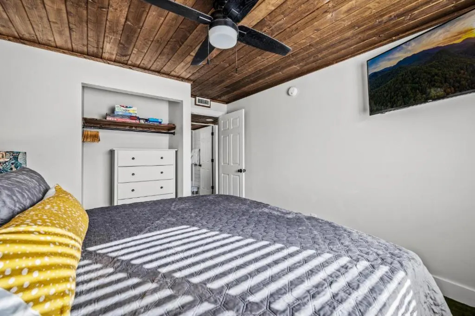 Sky View Mountain Dream