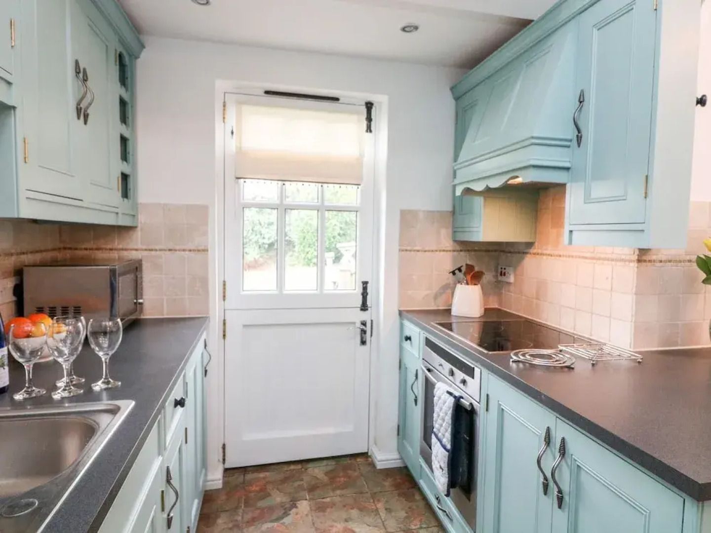 1 Keepers Cottage, Hillfield Village