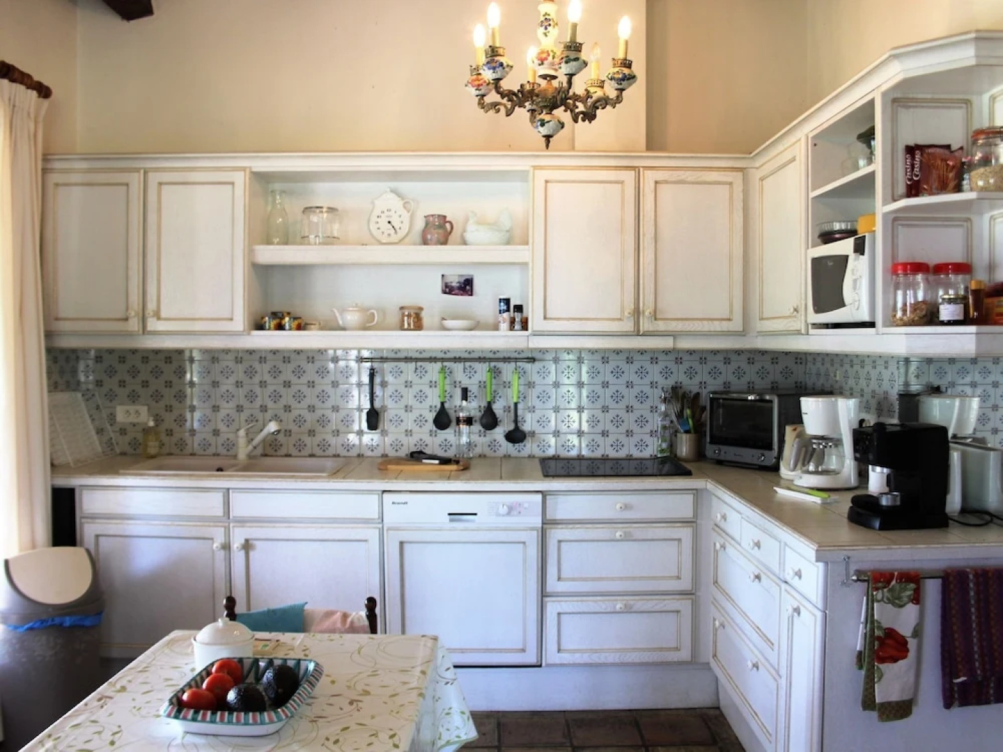 Lavish Holiday Home in Le Plan-de-la-tour With Swimming Pool