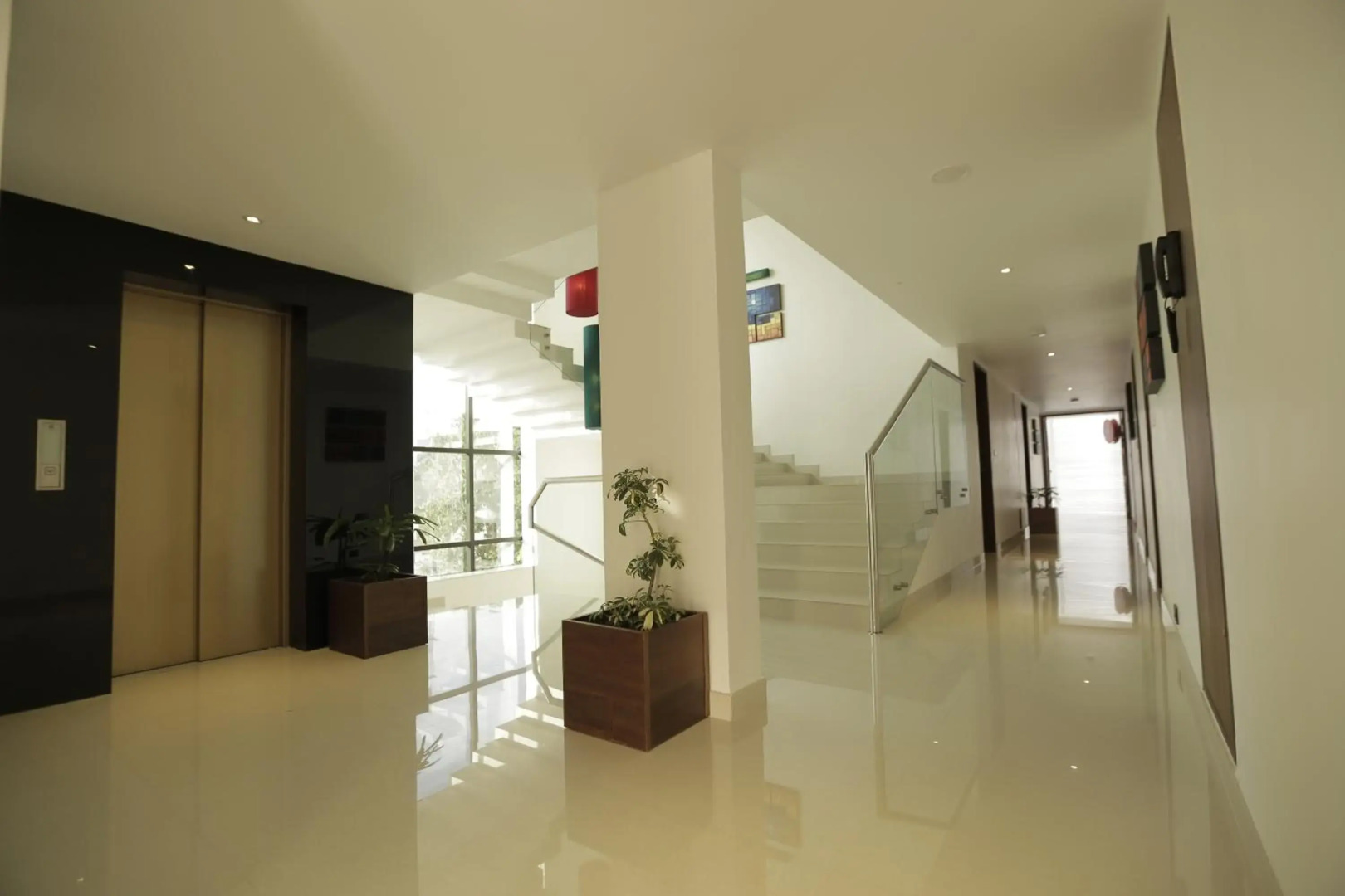 OYO 1686 Park Connect Hotel