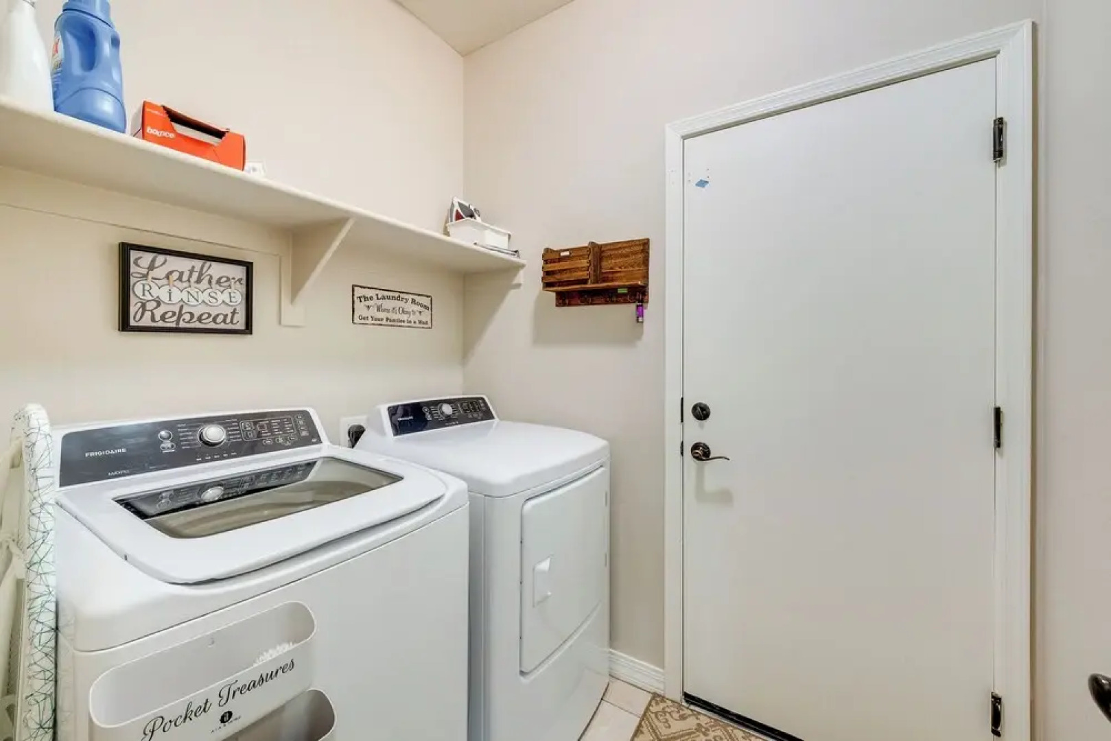 San Tan Valley Vacation Rental w/ Community Perks!