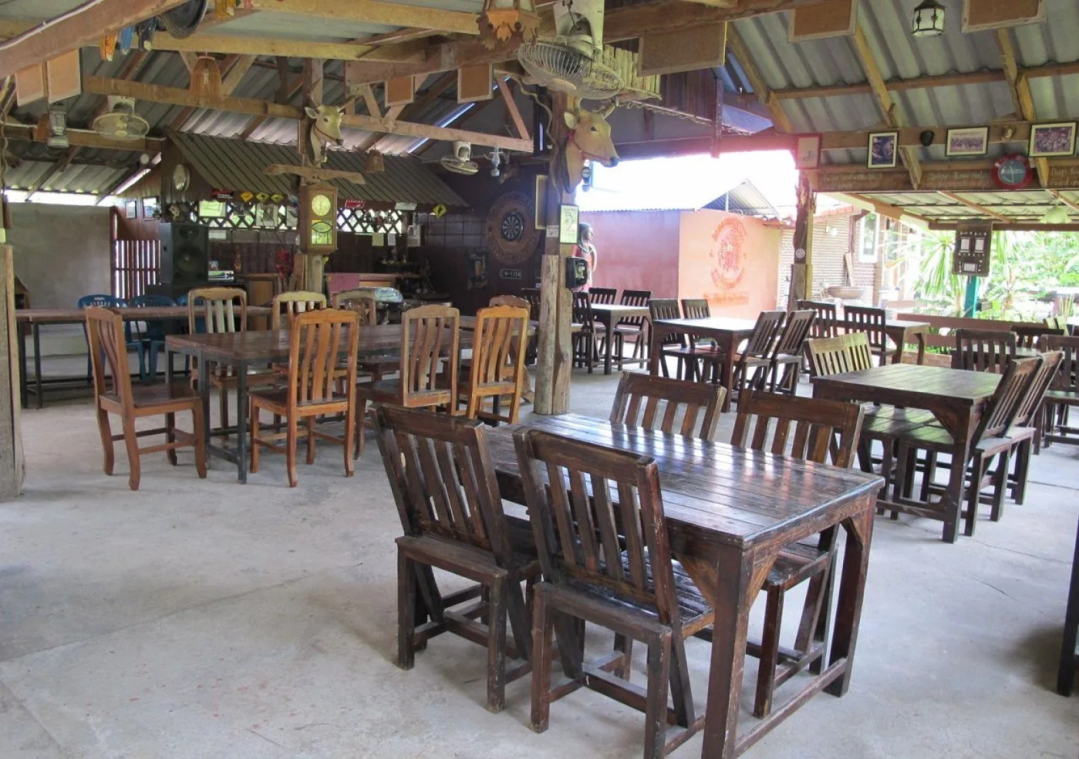 Raidamrongsakul Resort