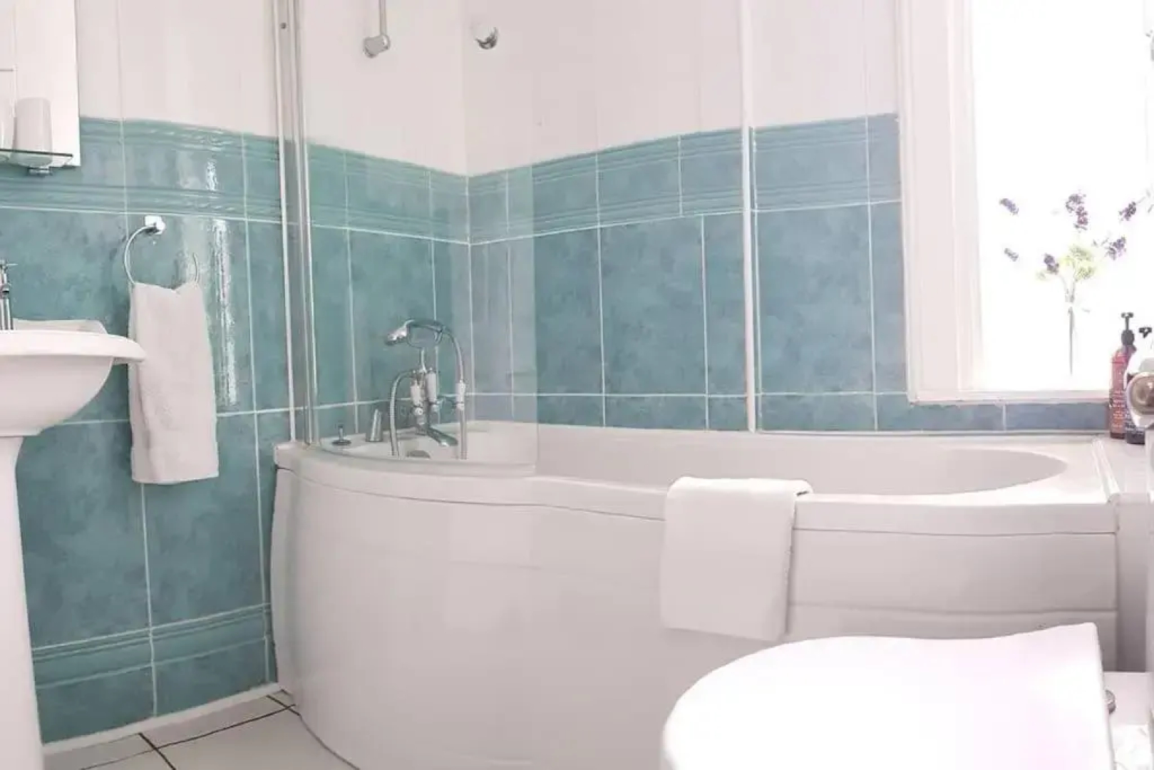 East Lothian Semi-secluded Cottage for up to 9