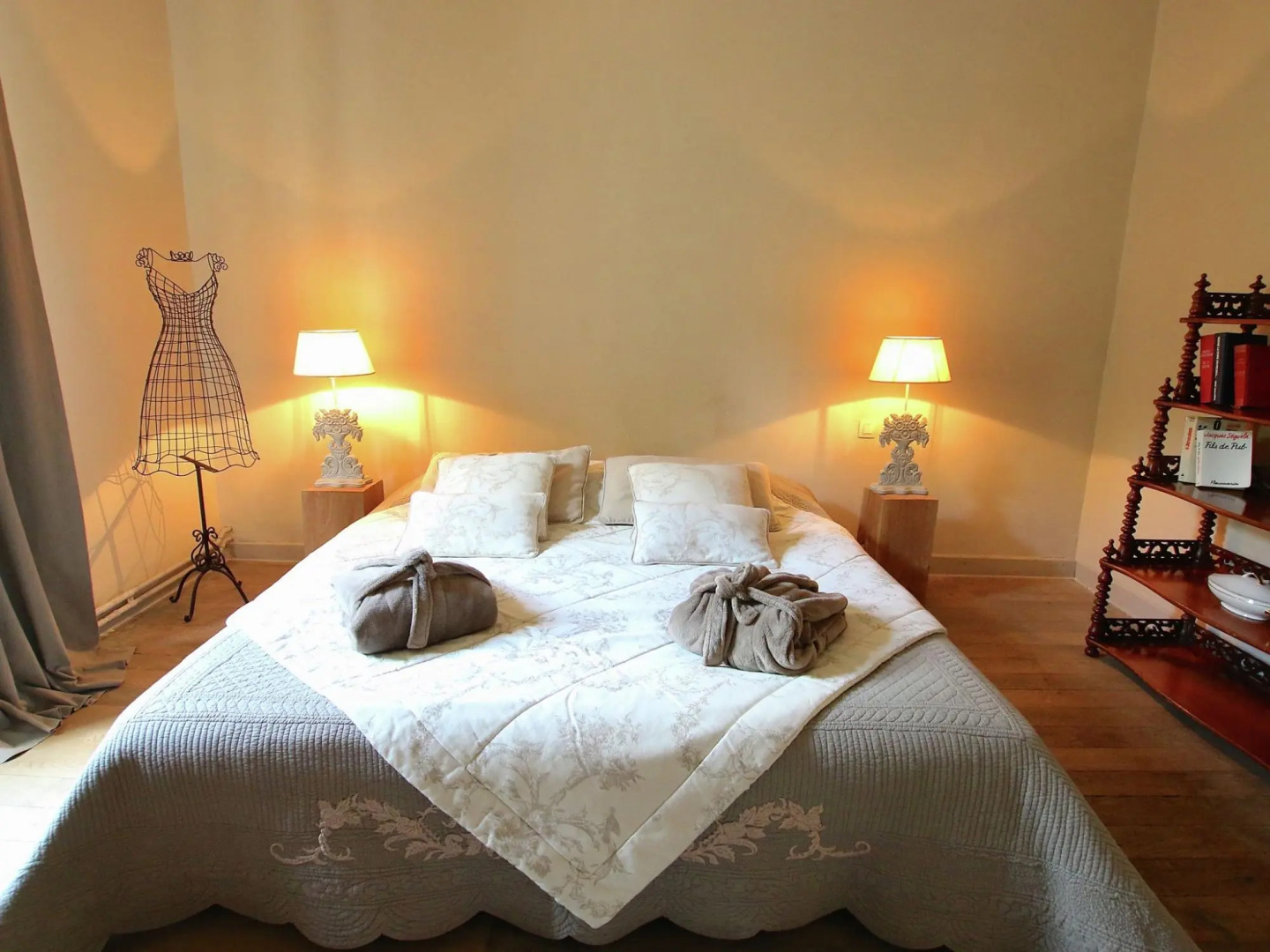 Unique Holiday Home in Virton With Jacuzzi