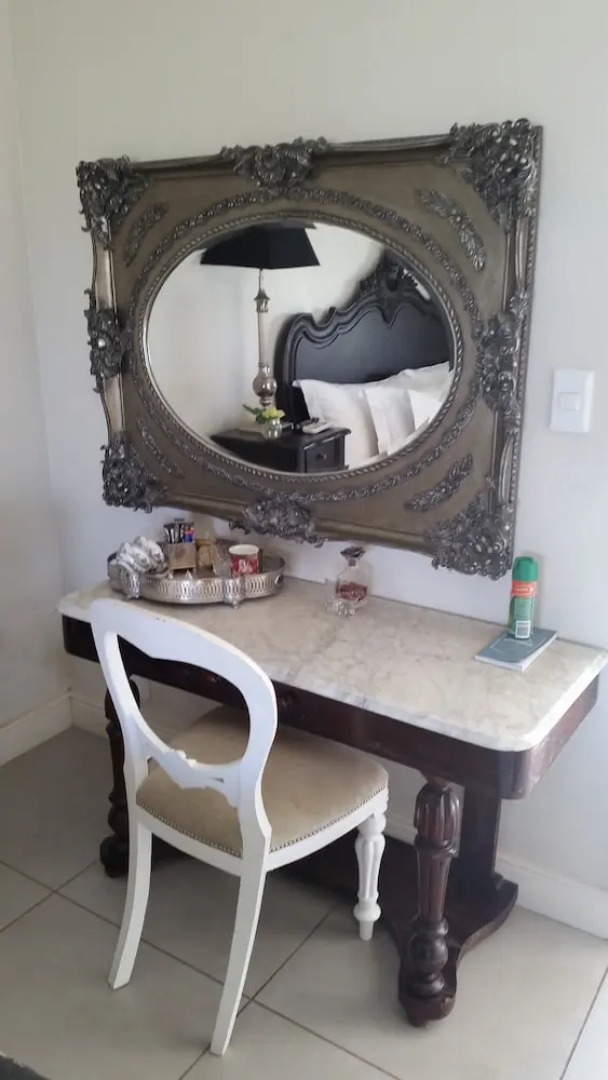 La Riviera Guesthouse