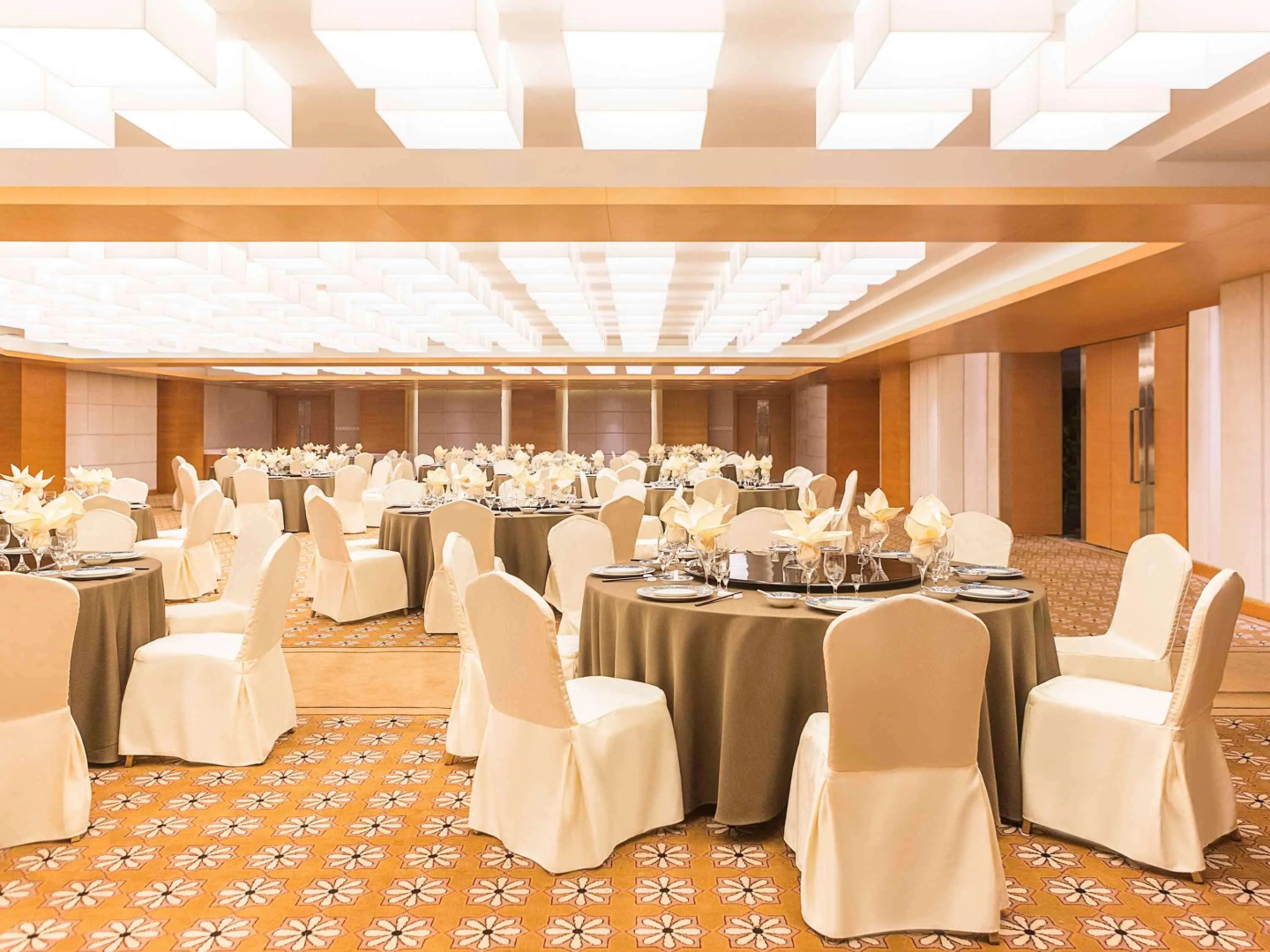 Grand Mercure Hotel Hualing