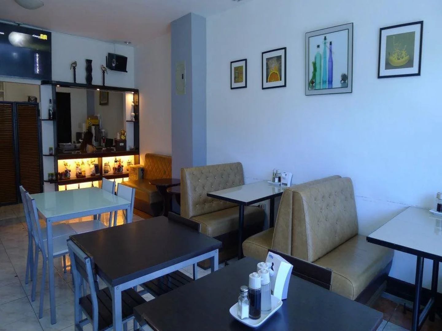 Siayan Travellers Inn