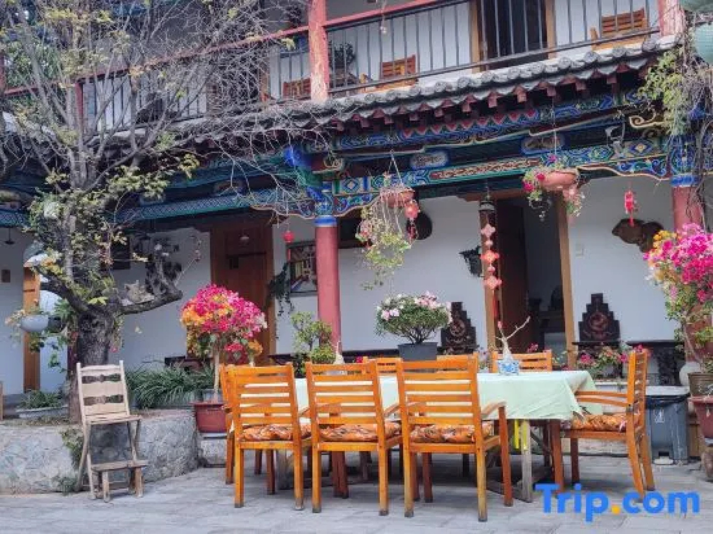 Chuxiong Courtyard China Theme Hostel