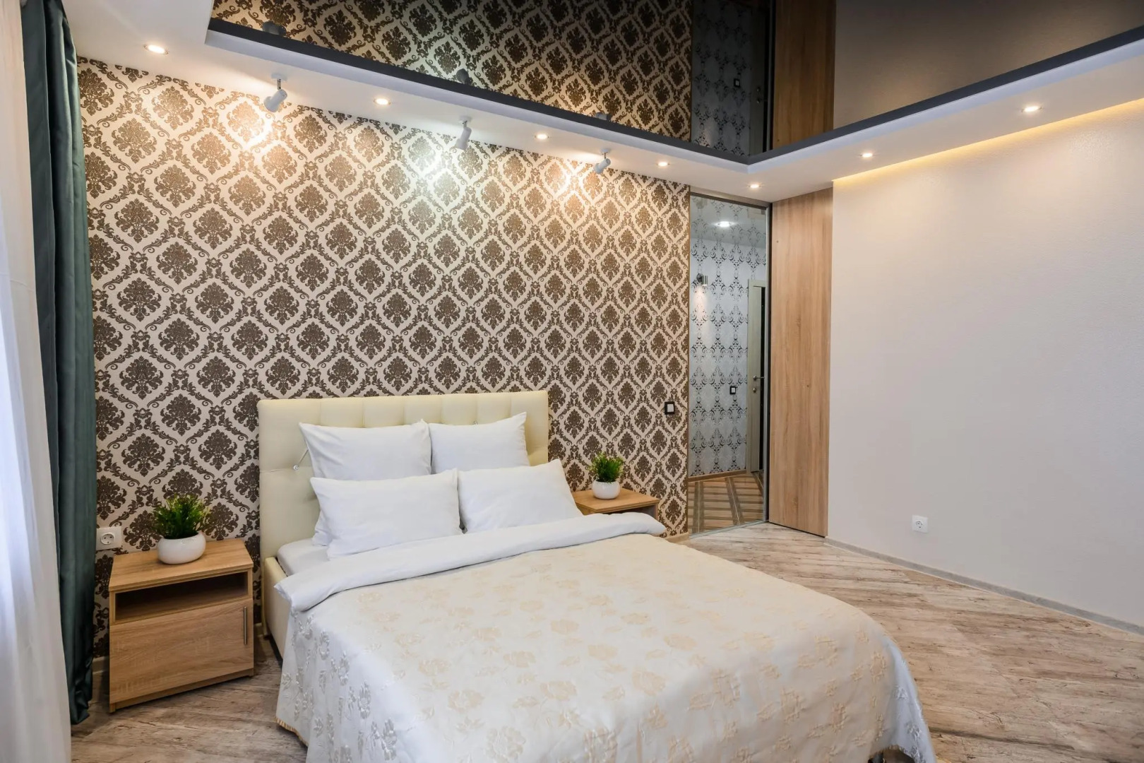 Две Подушки на улице Дуки 25