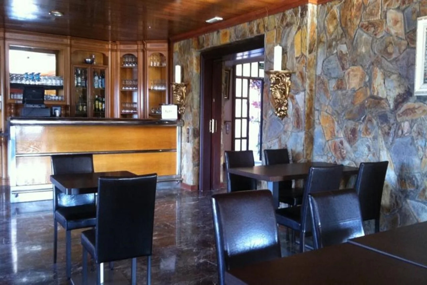 Отель El Petit Mirador