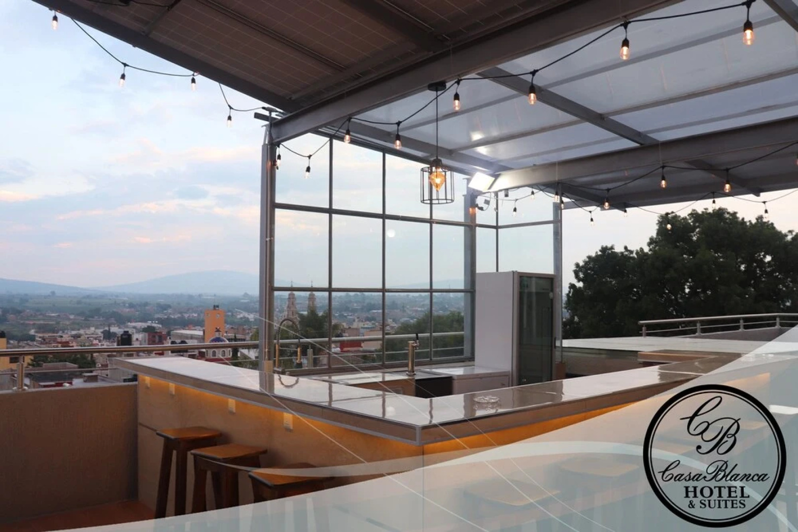 Hotel Casa Blanca & Suites