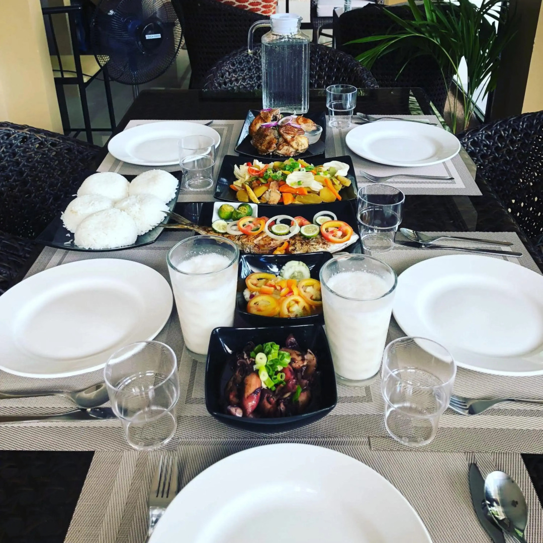 Southseas Beach Resort and Dive Center