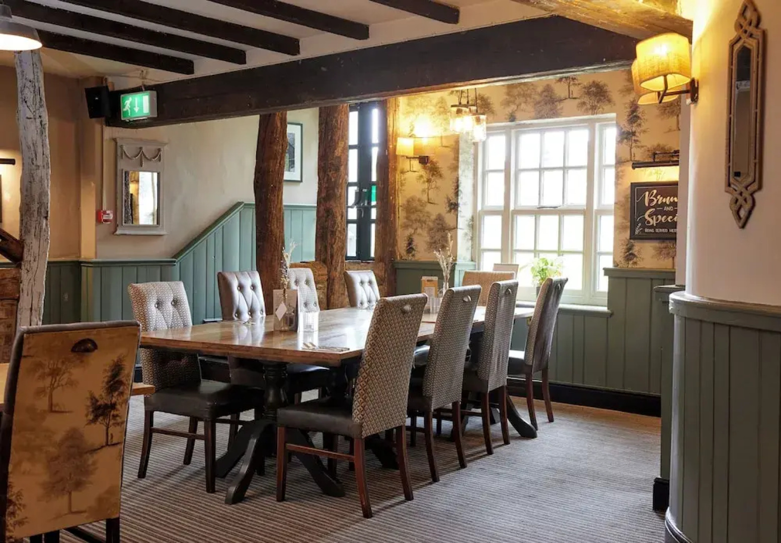 Cross Roads By Greene King Inns